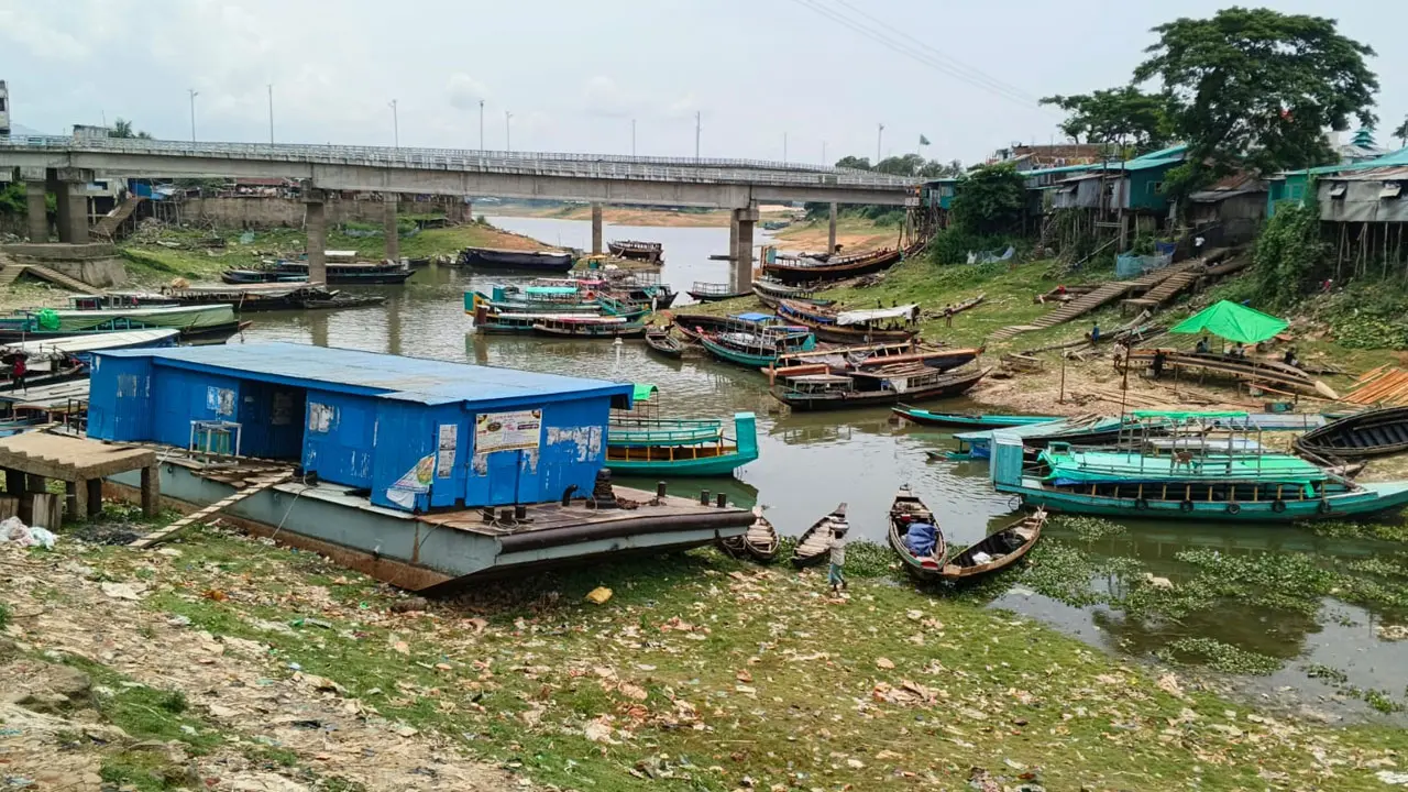 রাঙামাটির সঙ্গে ৪ উপজেলার লঞ্চ চলাচল বন্ধ