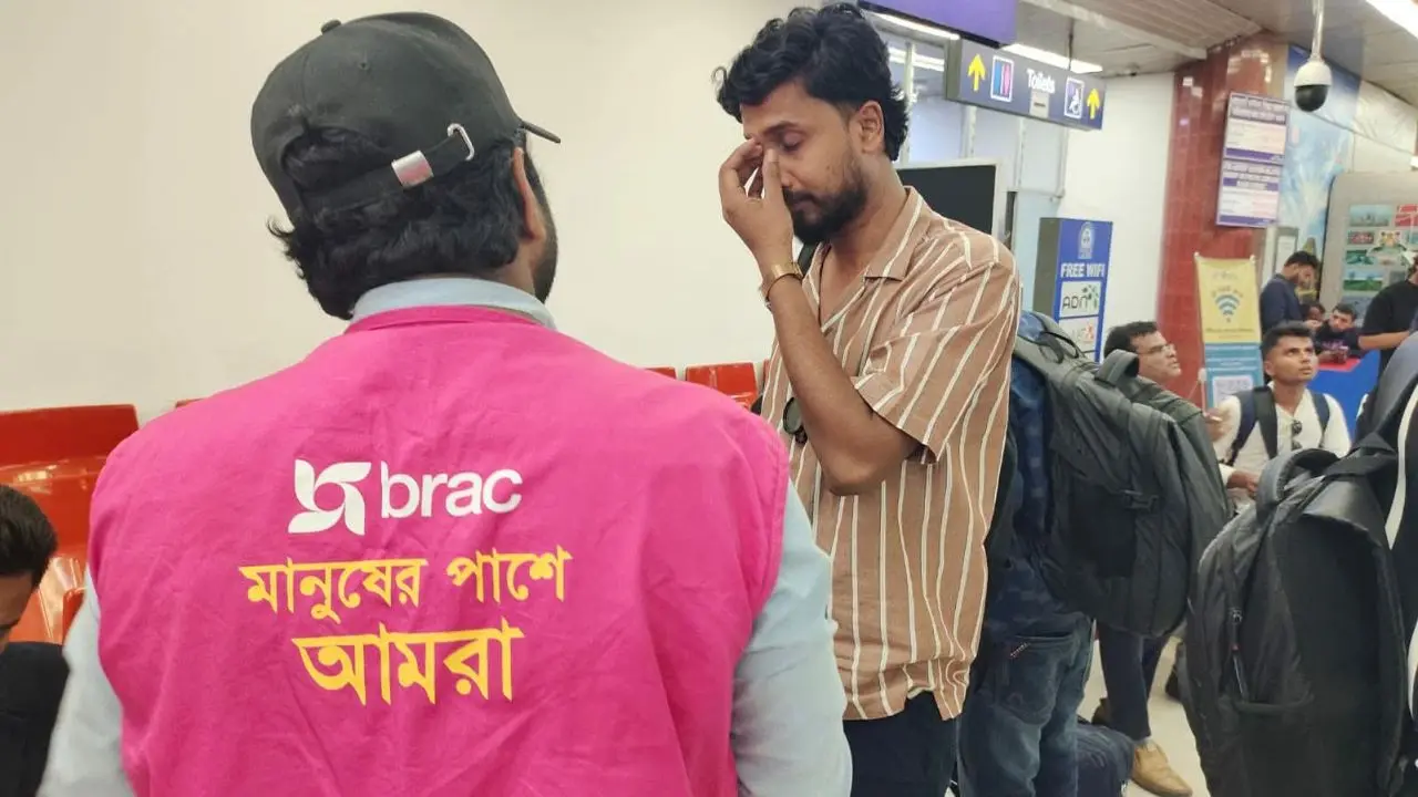 কম্বোডিয়ায় উদ্ধার ৩৭ বাংলাদেশি দেশে ফিরেছেন