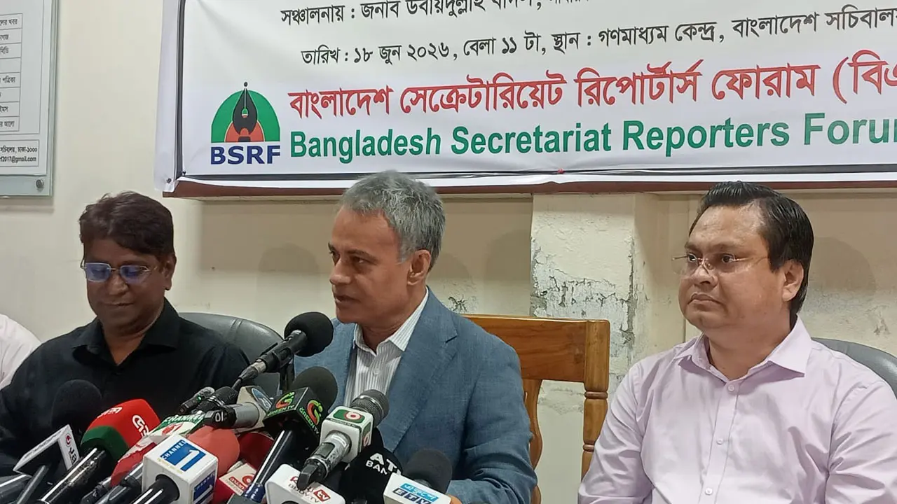 ঢাকাকে পোস্টারমুক্ত করতে সিটি করপোরেশনকে আরও সজাগ হতে হবে