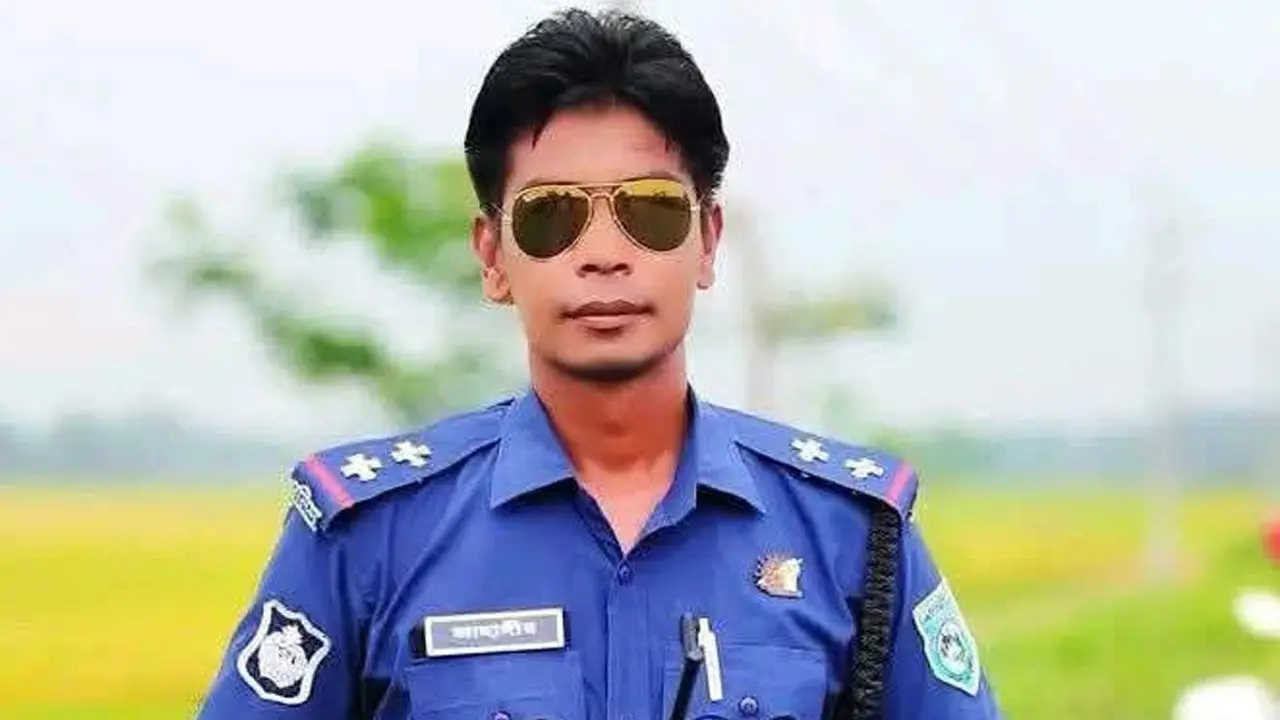 গাইবান্ধায় নারী কেলেঙ্কারির অভিযোগে ট্রাফিক সার্জেন্ট ক্লোজ
