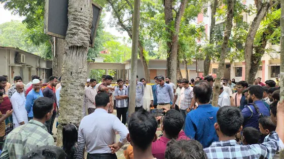 শরীয়তপুরে মাটি গরম হয়ে ধোঁয়া‌ ওঠা স্থানে গ্যাসের উপস্থিতি পাওয়া যায়নি