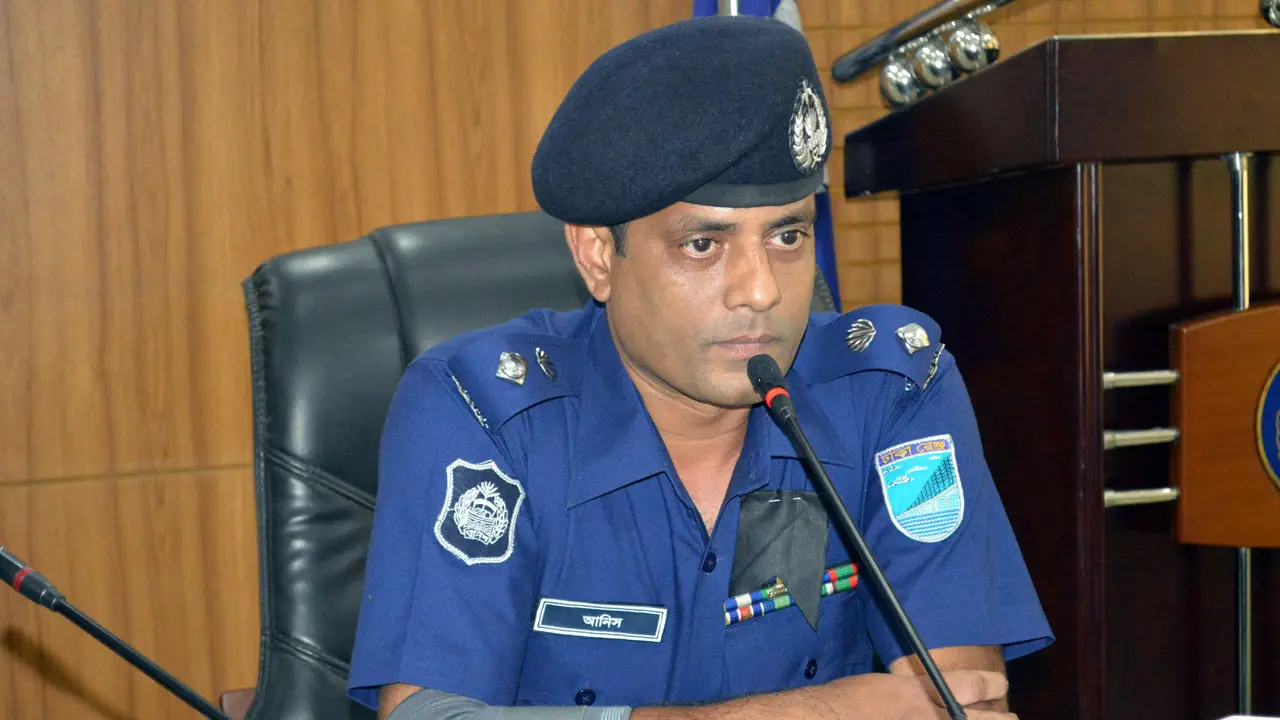 শিবির নেতাকে গুলি : আনিসুরসহ ৮ পুলিশ সদস্যের বিরুদ্ধে সাক্ষ্যগ্রহণ আজ