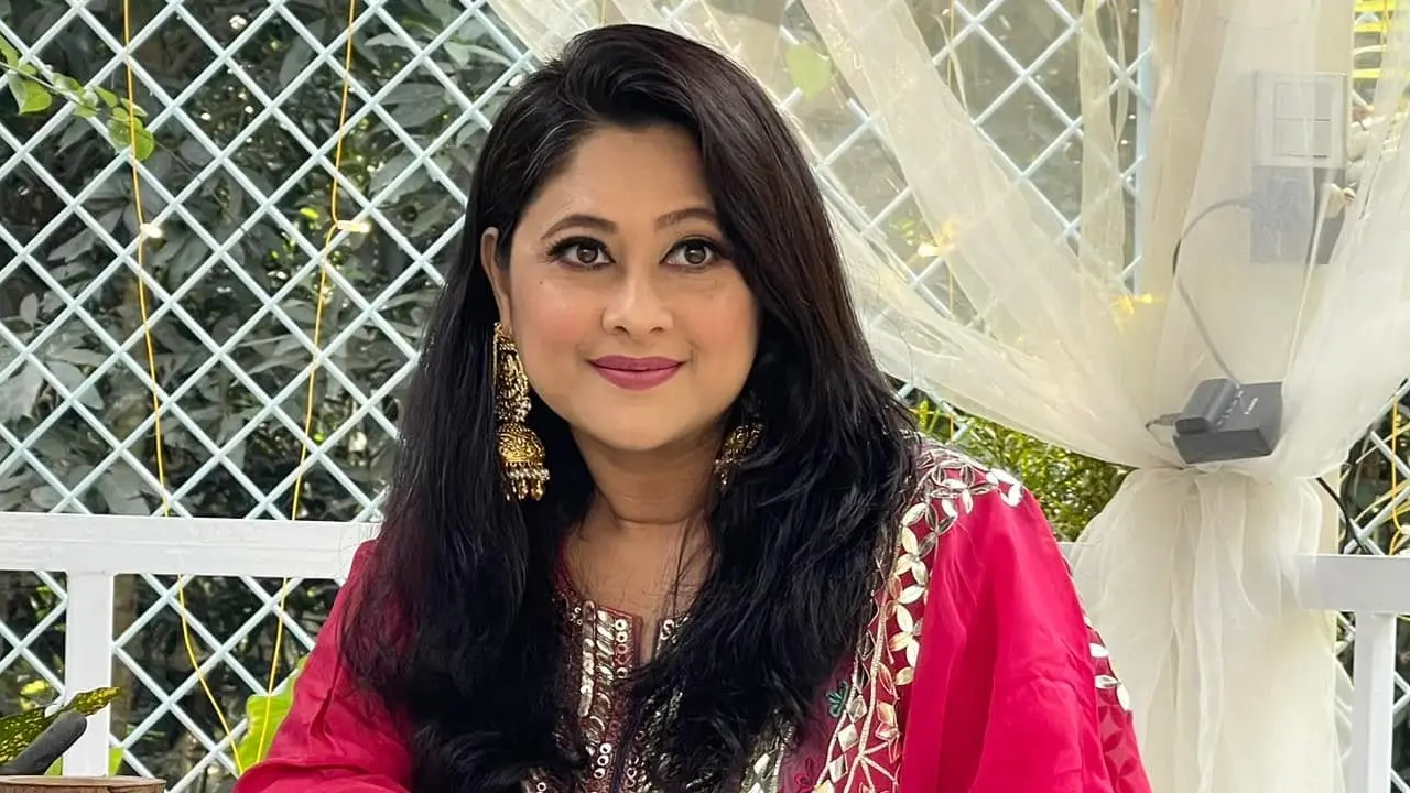 মাতৃত্বের স্ট্রাগল কেমন, আমার কল্পনার বাইরে ছিল : সুমাইয়া শিমু