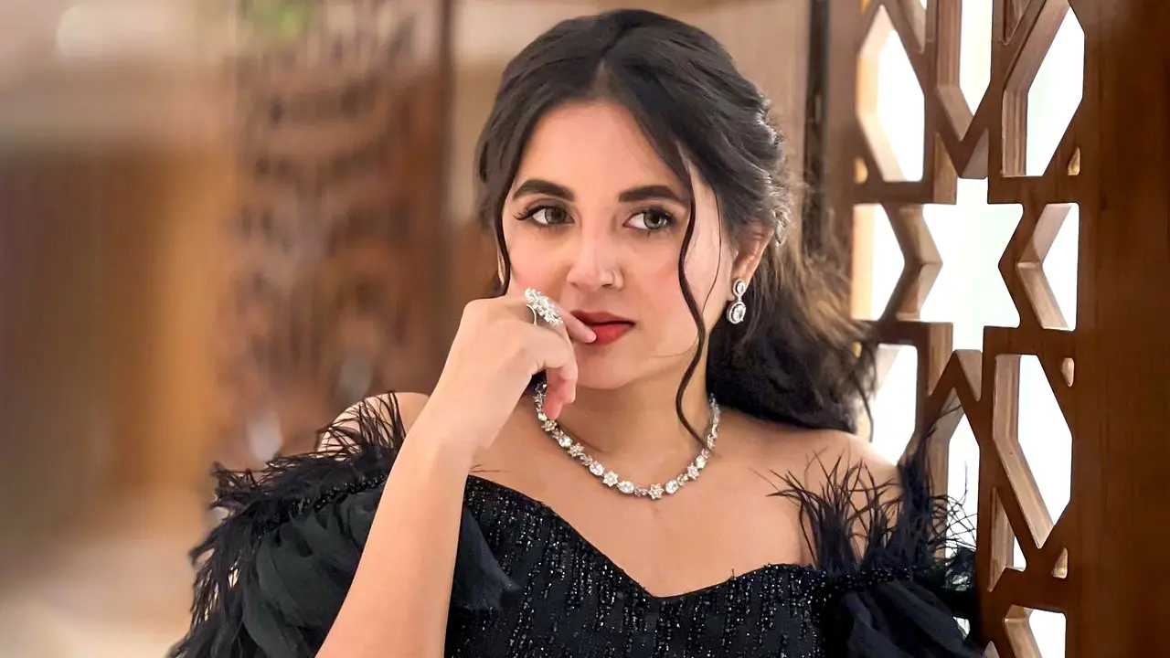 মস্তিষ্কে টিউমার: দুটো সার্জারির পর কেমন আছেন তানিয়া বৃষ্টি?