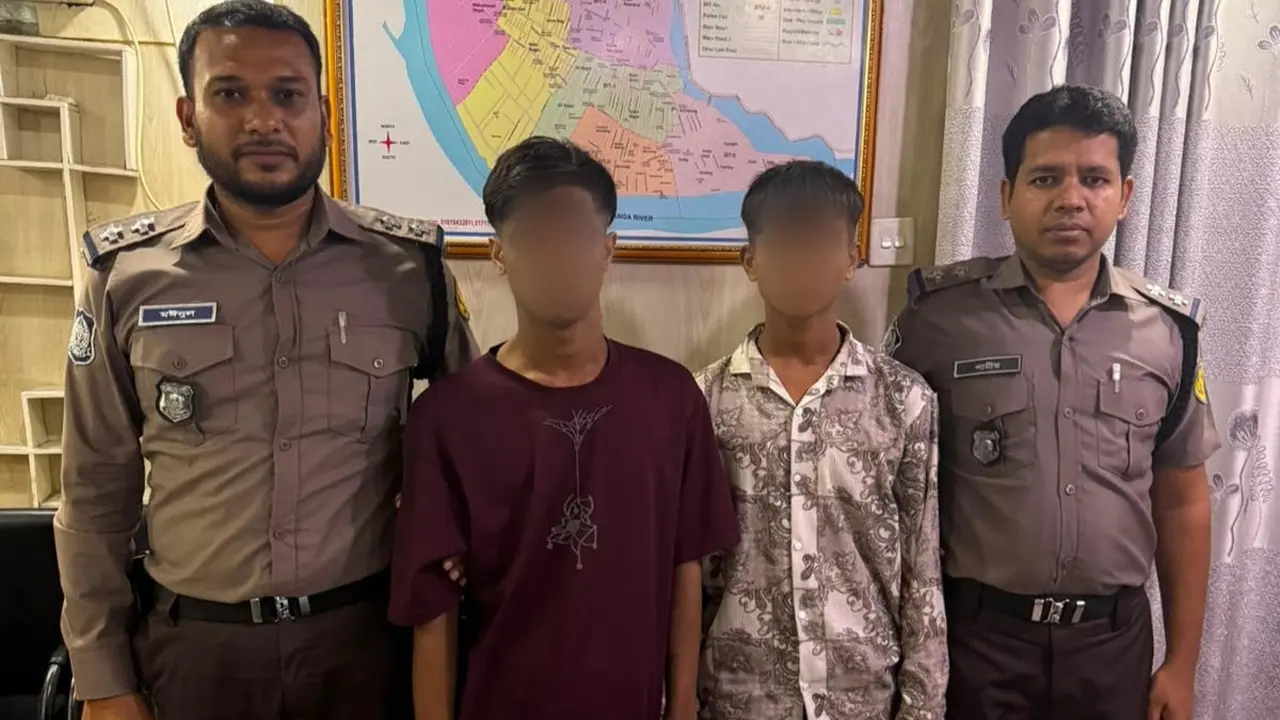 সিসিটিভির ফুটেজ ধরে চেকপোস্ট পরিচালনা, ৪ ঘণ্টায় গ্রেপ্তার দুই ‘খুনি’
