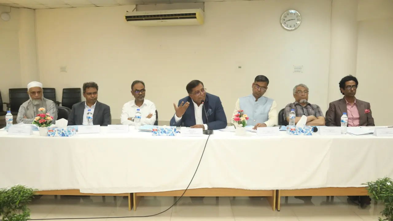 উচ্চশিক্ষার সংকট নিরসনে অংশীজনদের সঙ্গে সংলাপ করবে ইউজিসি