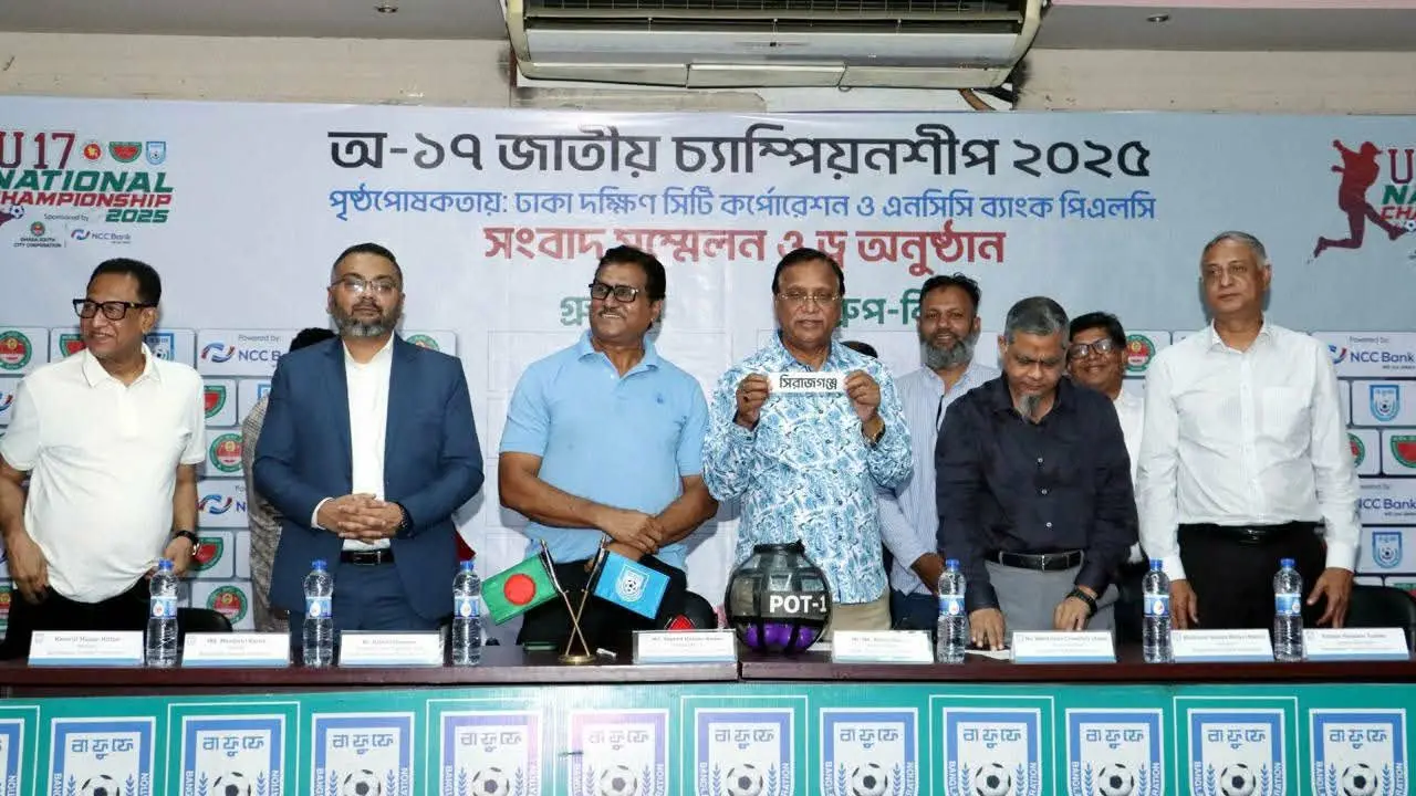 পাইওনিয়ার ফুটবলকে জোরদারের আহ্বান প্রশাসকের