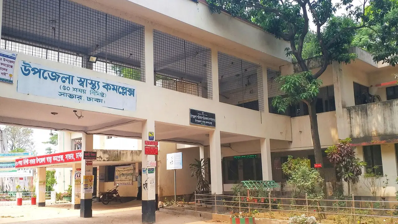 ওয়ারেন্টের আসামি ধরতে গিয়ে দুই পুলিশ সদস্য আহত