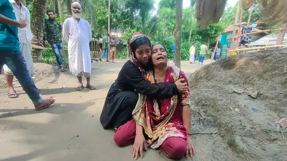 স্ত্রীর পরকীয়া দেখে ফেলায় যুবককে শ্বশুরবাড়িতে ডেকে নিয়ে হত্যার অভিযোগ