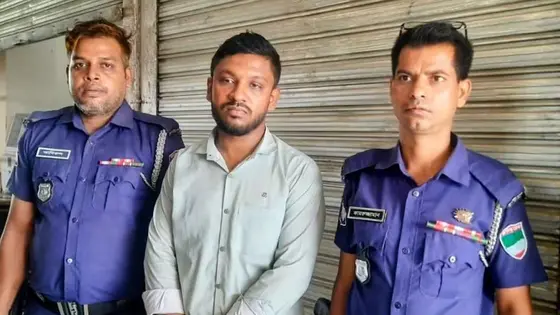ডাক্তার পরিচয়ে রোগী দেখতেন, অবশেষে ৬ মাসের কারাদণ্ড
