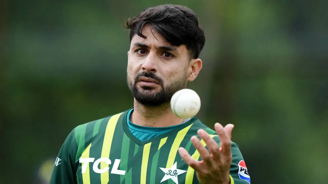 পাকিস্তানি ক্রিকেটারকে কিনল ভারতীয় মালিকানাধীন ফ্র্যাঞ্চাইজি