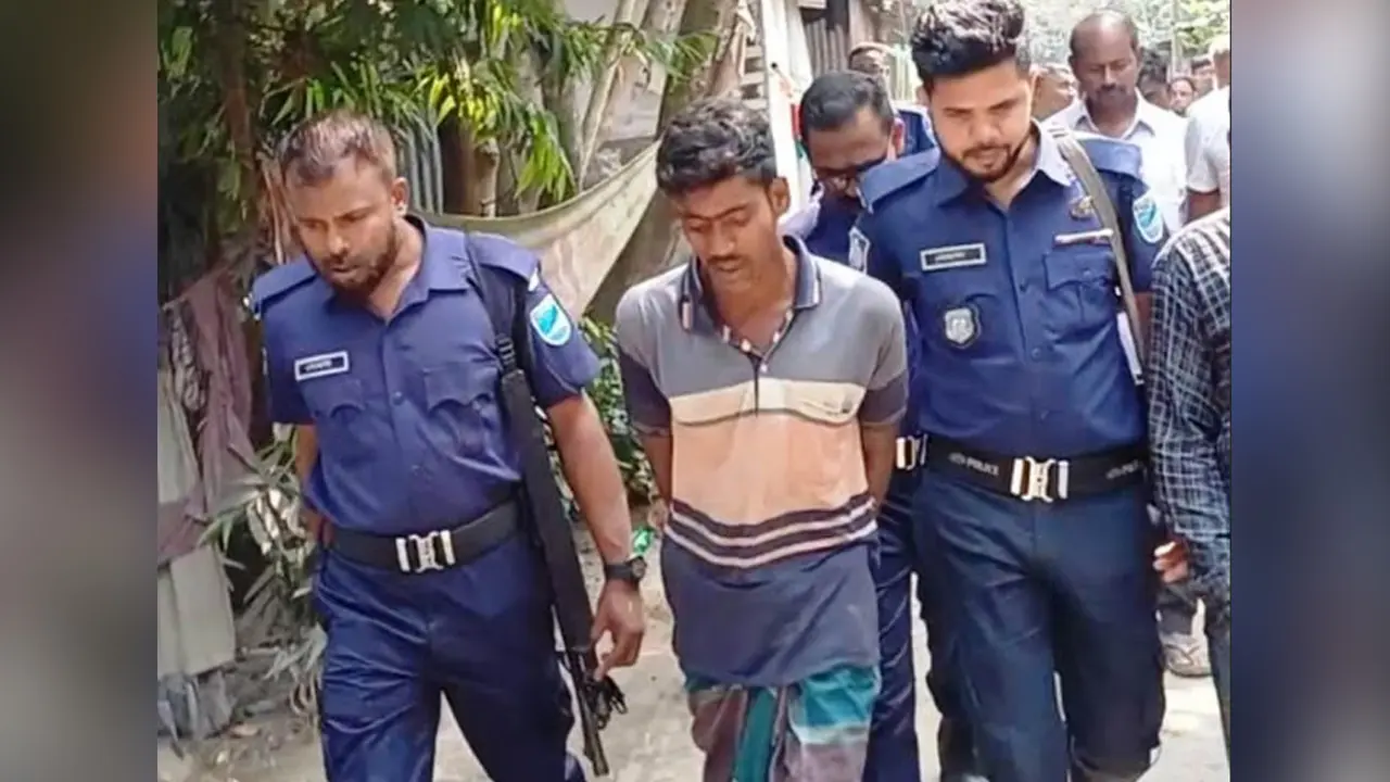 মুন্সীগঞ্জে বৃদ্ধকে ডেকে নিয়ে পিটিয়ে হত্যা