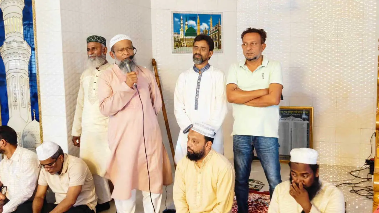 বারেক খান বারীর স্মরণে দোয়া ও ইফতার মাহফিল