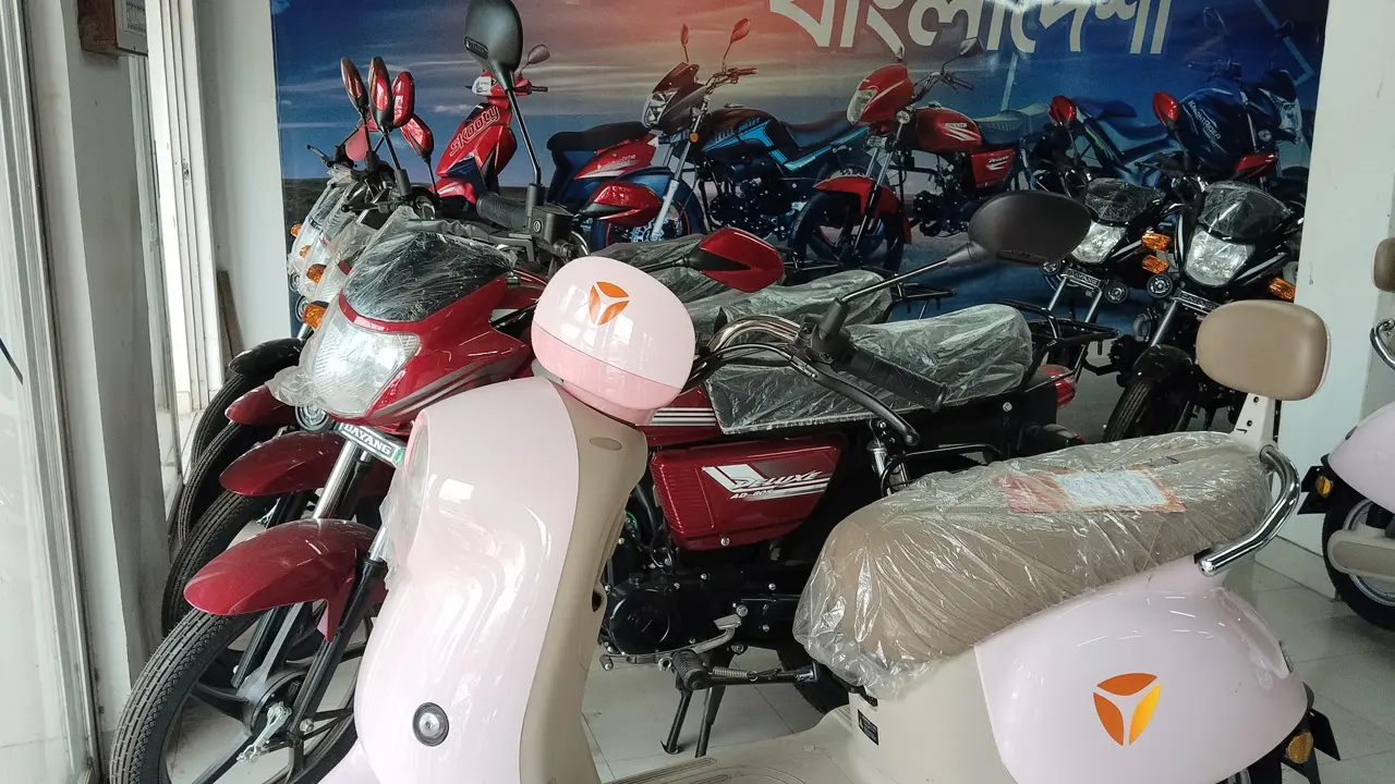 সাতক্ষীরায় ব্যাপক হারে কমেছে মোটরসাইকেল বিক্রি