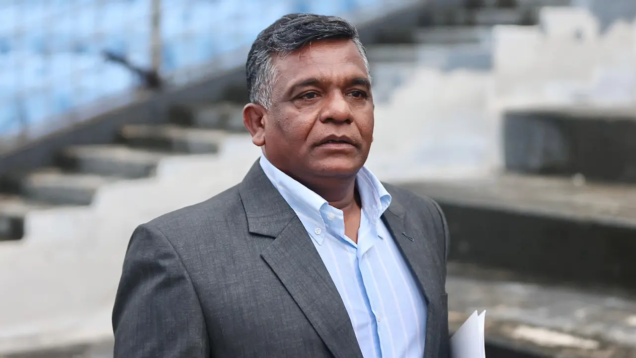 বিসিবি সভাপতির দেশে ফেরা নিয়ে যা জানা গেল