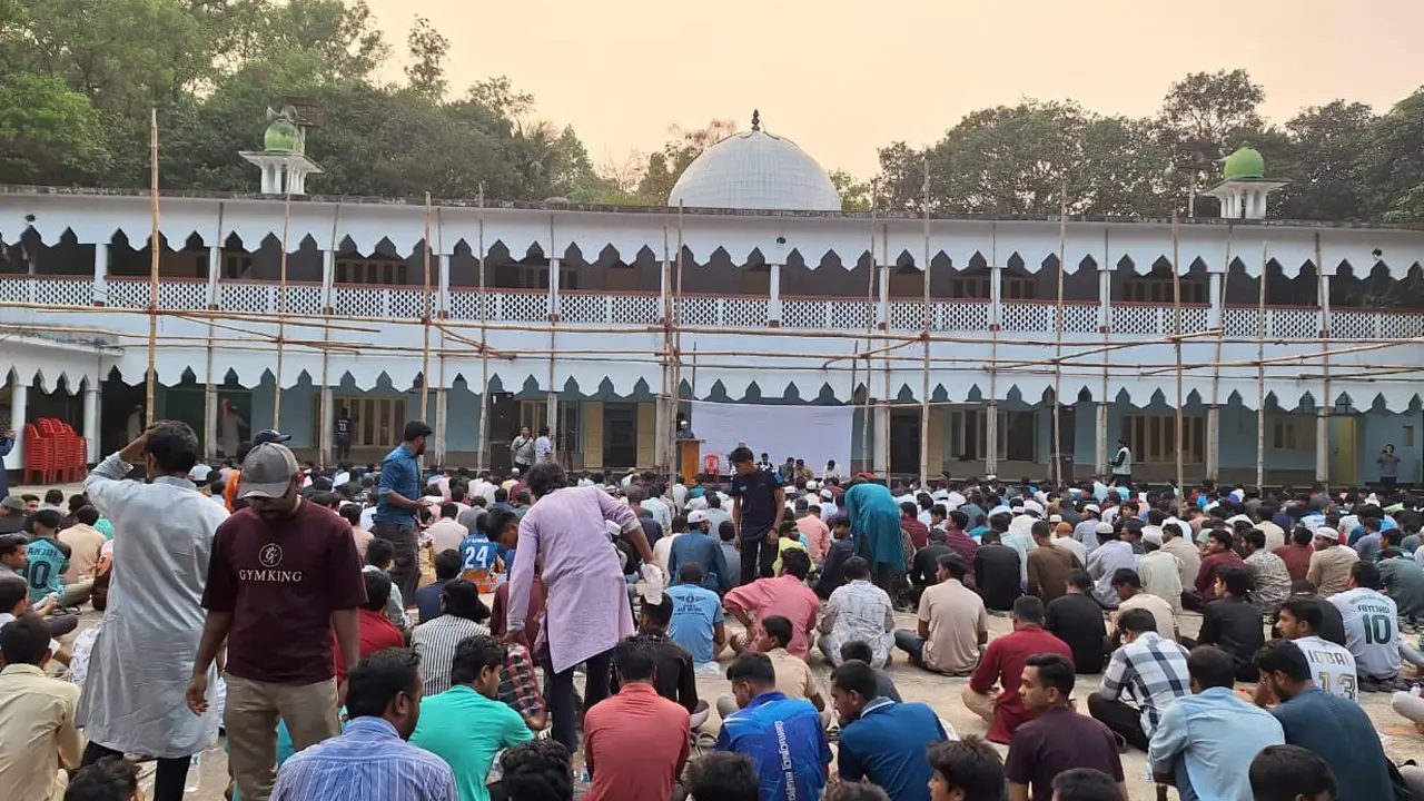 চবির ২ হাজার শিক্ষার্থীকে নিয়ে তুর্কিয়ে দিয়ানেতের ইফতার