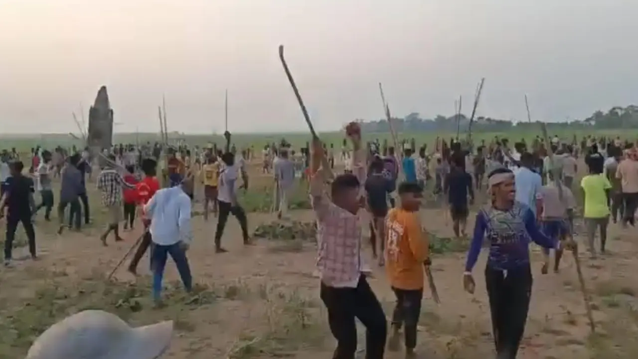 ব্রাহ্মণবাড়িয়ায় দুই গোষ্ঠীর সংঘর্ষে আহত ২০