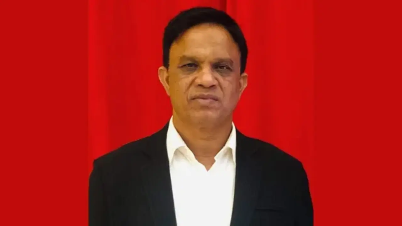 চট্টগ্রামে চেয়ারম্যানের বিরুদ্ধে ফের চাঁদাবাজির অভিযোগ, নারীর মামলা