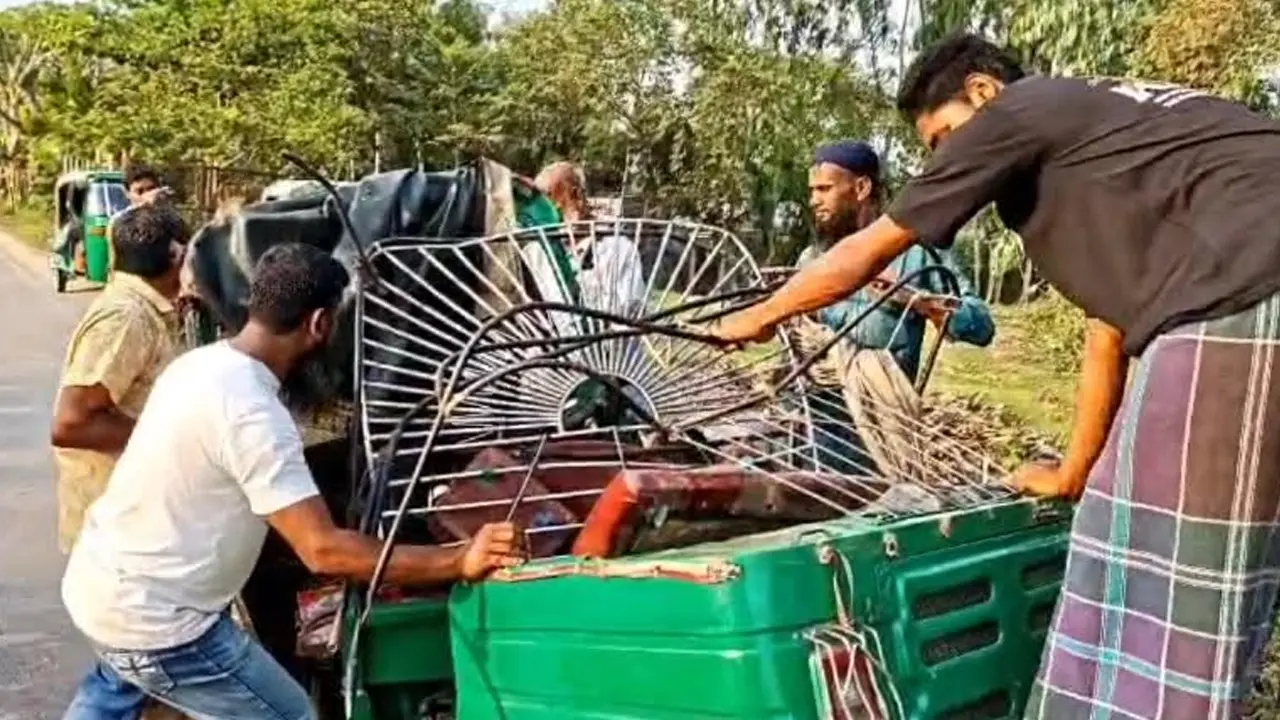 টাঙ্গাইলে বাস-অটোরিকশার মুখোমুখি সংঘর্ষ, নিহত ৩