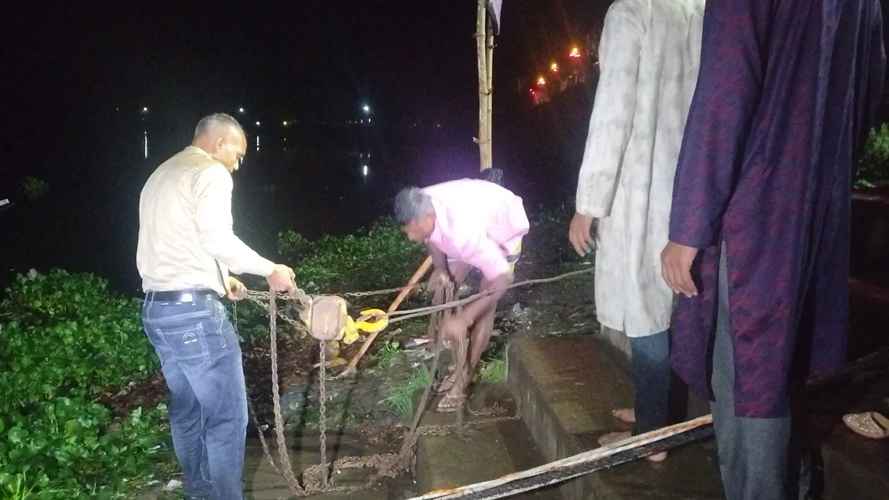জামালপুরে ভাসমান সেতু উল্টে ভাই-বোনসহ নিহত বেড়ে ৫