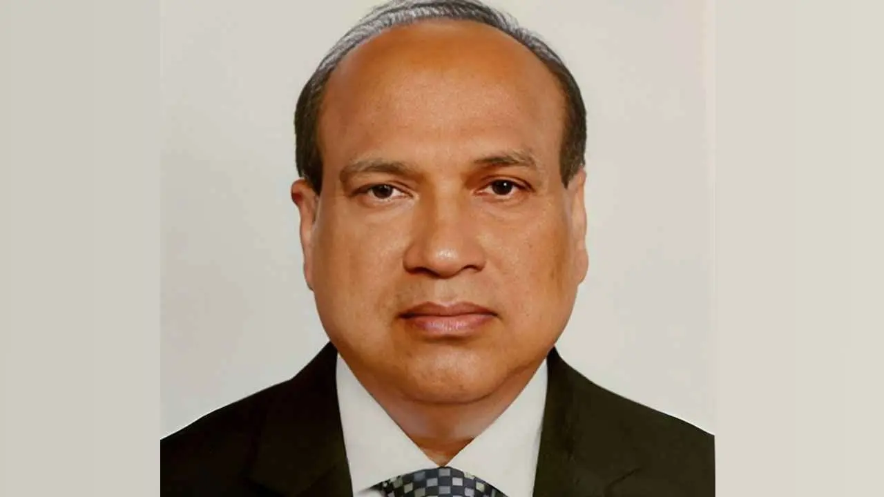 সাবেক সচিব খায়রুল ইসলামের বিরুদ্ধে ৪০ কোটি টাকার মানিলন্ডারিং মামলা