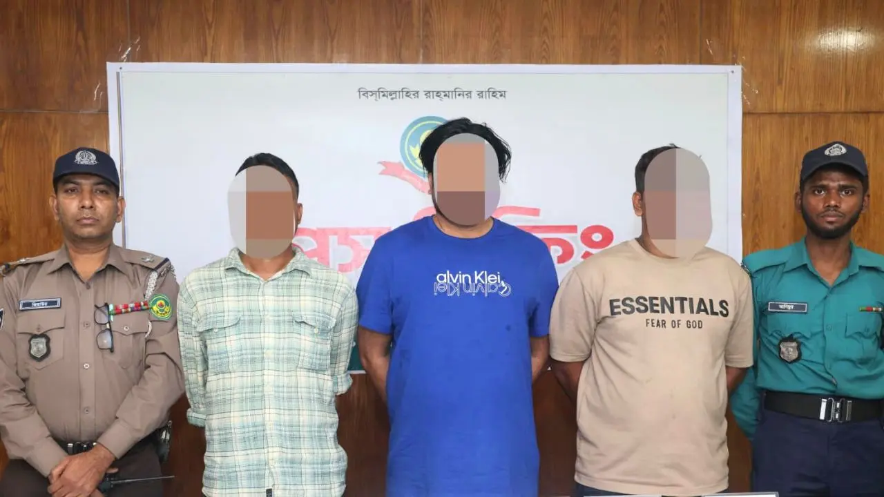 শীর্ষ সন্ত্রাসী বড় সাজ্জাদ গ্রুপের ৩ সদস্য গ্রেপ্তার