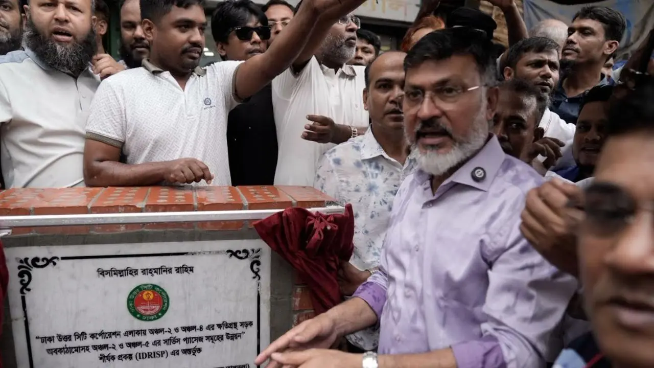 মিরপুর-১০ থেকে তালতলা পর্যন্ত সড়ক-নর্দমা উন্নয়ন কাজের উদ্বোধন
