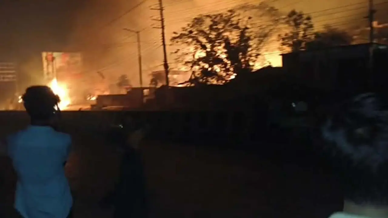 কক্সবাজারে গ্যাস পাম্পে বিস্ফোরণ : দগ্ধ তাহেরের মৃত্যু