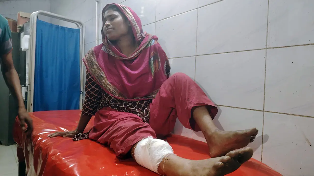 মাদকসেবনে বাধা দেওয়ায় নারী গুলিবিদ্ধ