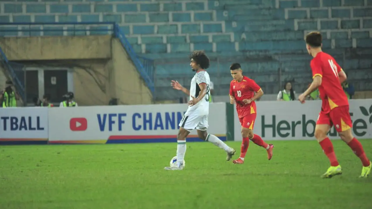 ৩ গোলে হেরে ক্যাবরেরা বলছেন, ‘আমরা তাদের খুব কাছাকাছিই ছিলাম’