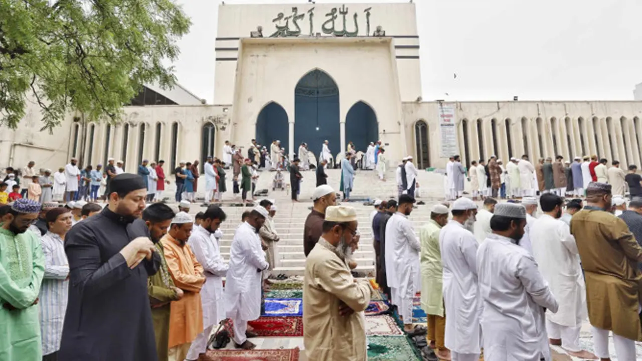 বায়তুল মোকাররমে ঈদুল ফিতরের ৫ জামাত