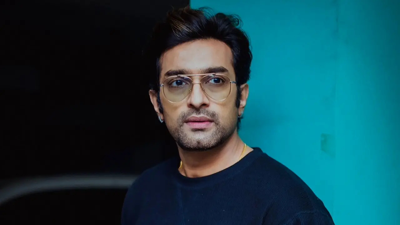 ‘সম্মান পেলে পারিশ্রমিক না নিয়েও কাজ করি’