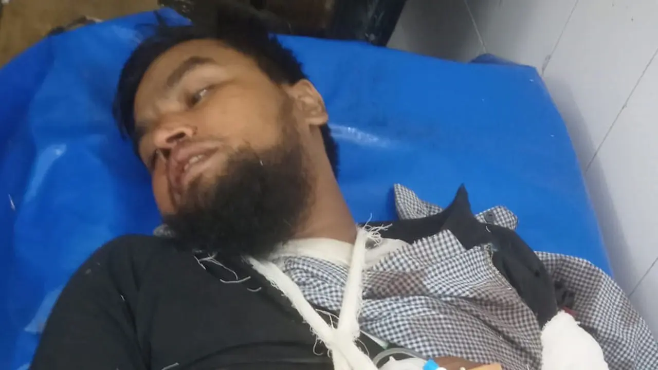 ঝালকাঠিতে শ্বশুর-জামাইকে কুপিয়ে জখম