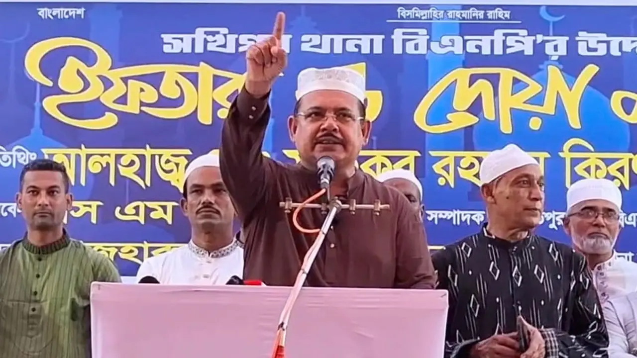 লুট হওয়া জিওব্যাগ ফেরত দিতে ১২ ঘণ্টার আল্টিমেটাম