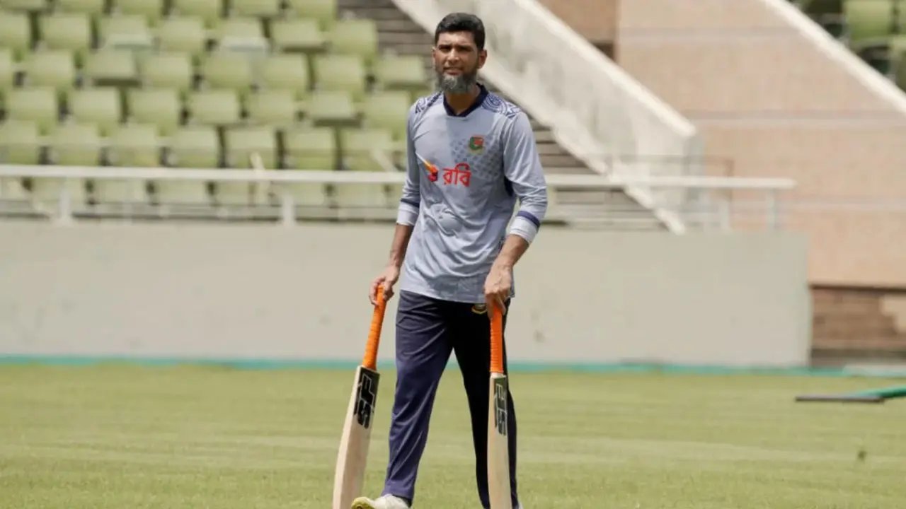 ‘ওপরের লেভেল’ অনুশীলনের অনুমতি না দেওয়ায় মাথা হেঁট হয়েছিল মাহমুদউল্লাহর