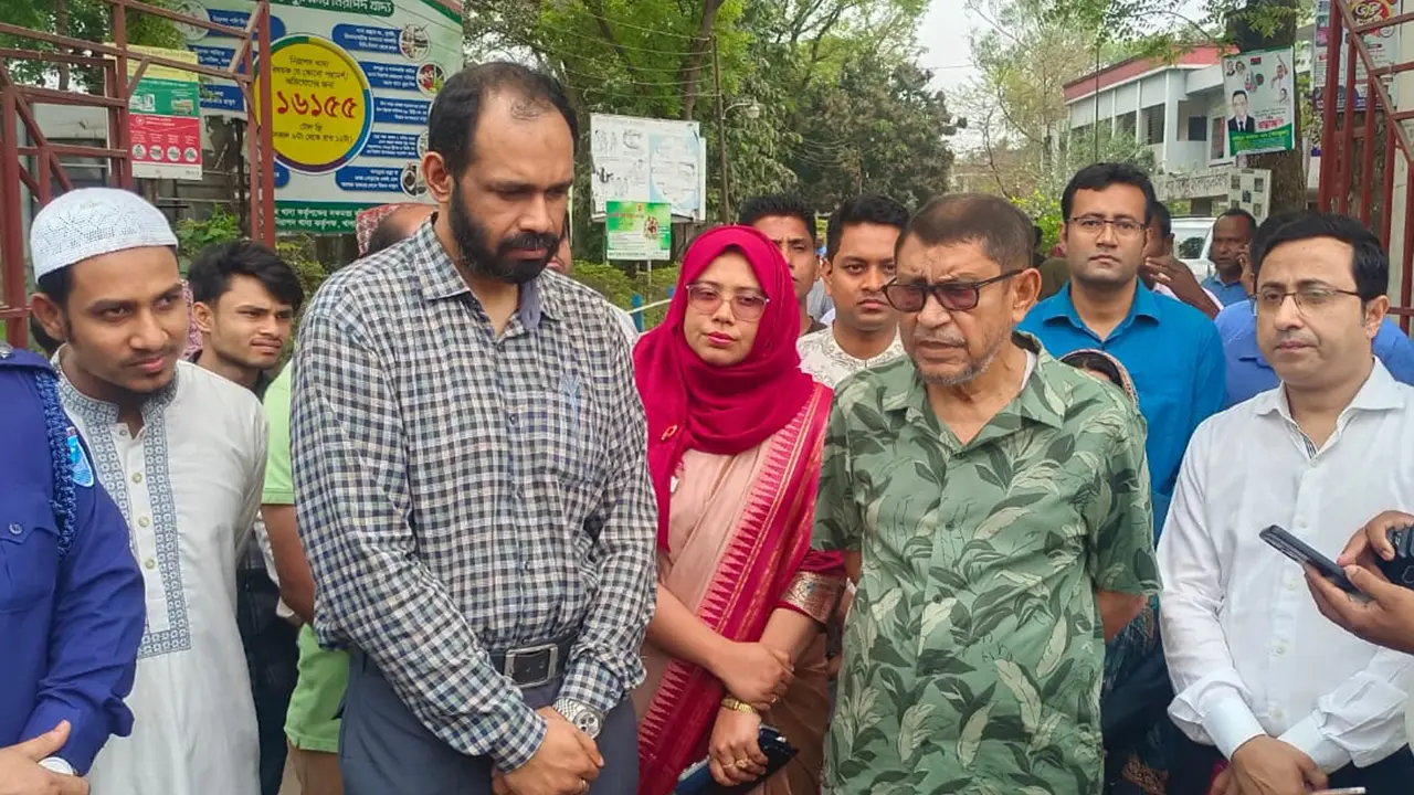 দায়িত্বে অবহেলা করলে প্রশাসনিক ব্যবস্থা নেওয়া হবে