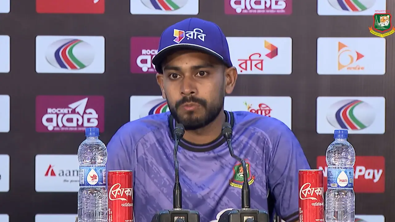 মুস্তাফিজকে স্যালুট দেওয়া উচিত : মিরাজ