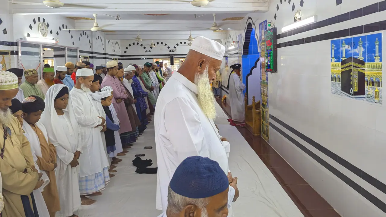 সৌদির সঙ্গে মিল রেখে ঈদ উদযাপন করছে পটুয়াখালীর ৩৫ গ্রামের মানুষ