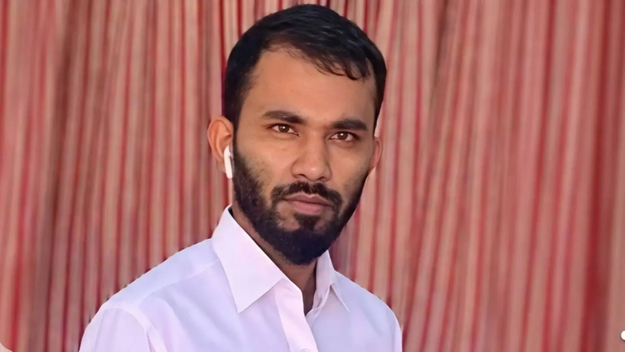 ঈদের আগে সড়কে প্রাণ গেল প্রবাসী মনিরুলের, শোকে স্তব্ধ পরিবার