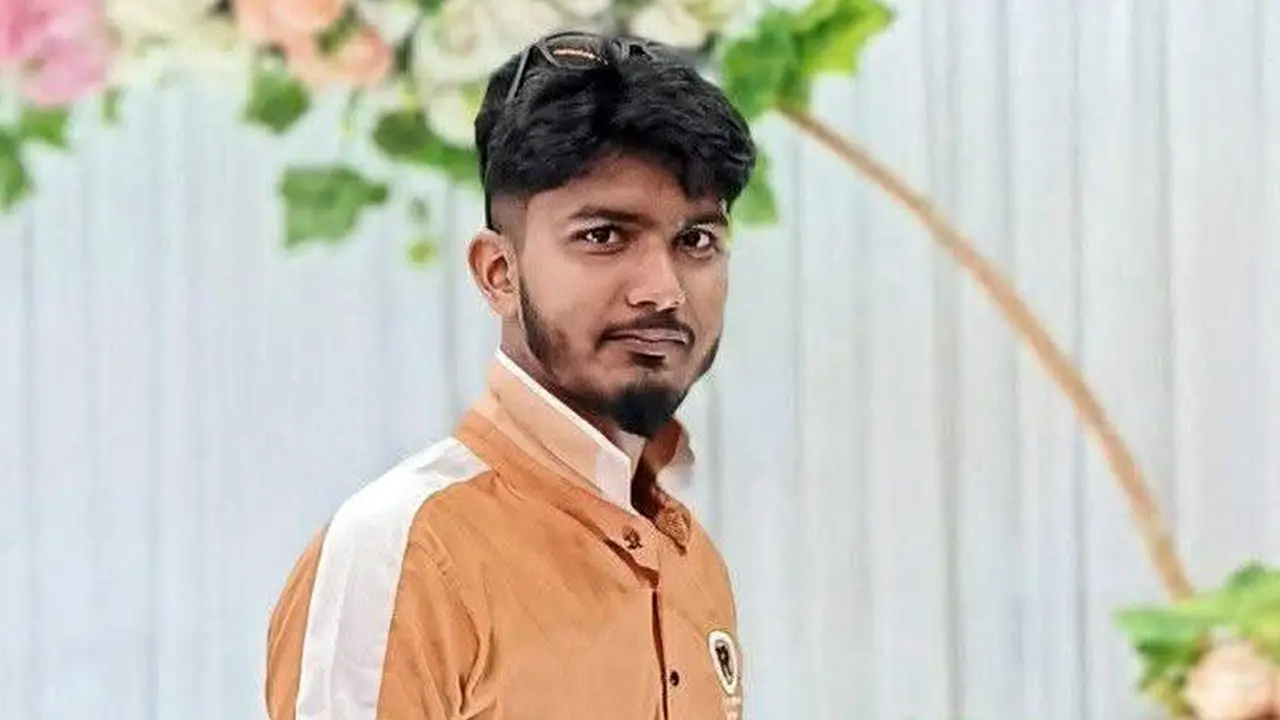 নওগাঁয় মদপানে যুবকের মৃত্যু, হাসপাতালে ভর্তি ৩ জন