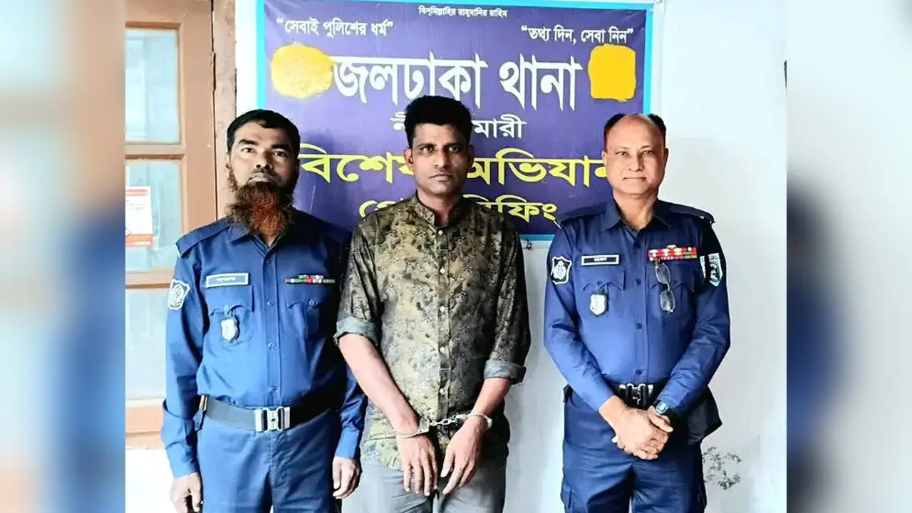 ওসিকে মুচলেকা দিয়ে চুরি ছাড়ার পর এবার মাদকসহ গ্রেপ্তার