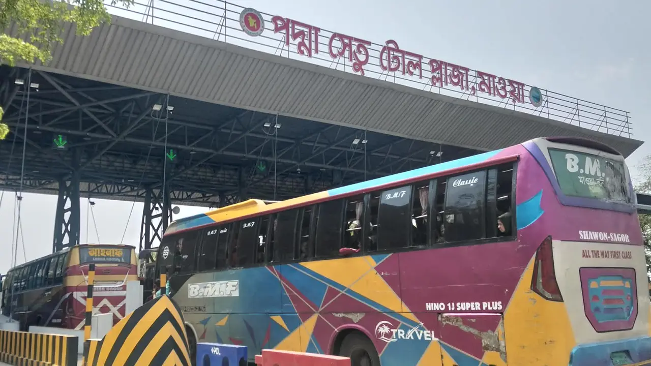 পদ্মা সেতুতে একদিনে টোল আদায় সাড়ে ৪ কোটি টাকা