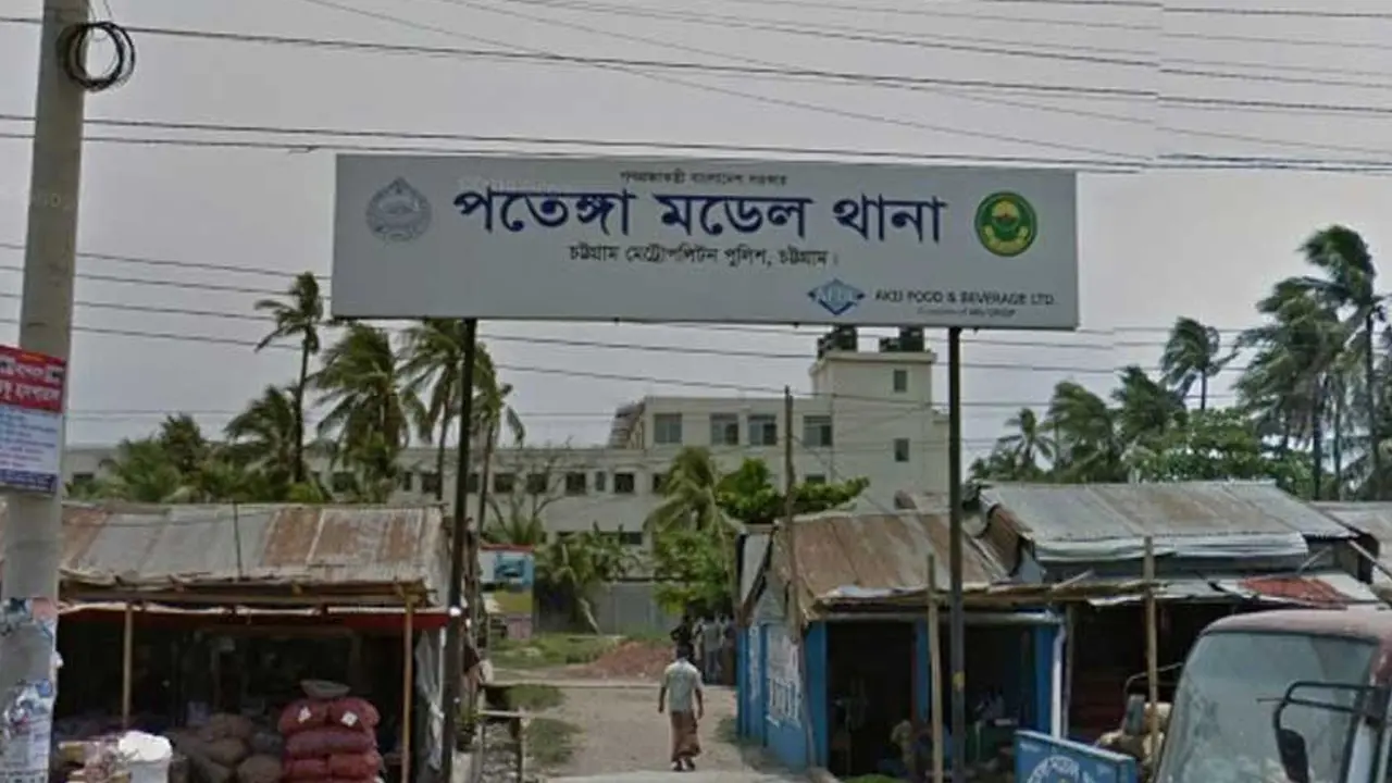 চট্টগ্রামে পারিবারিক কলহে স্ত্রী খুন, শিশুকে নিয়ে থানায় স্বামী