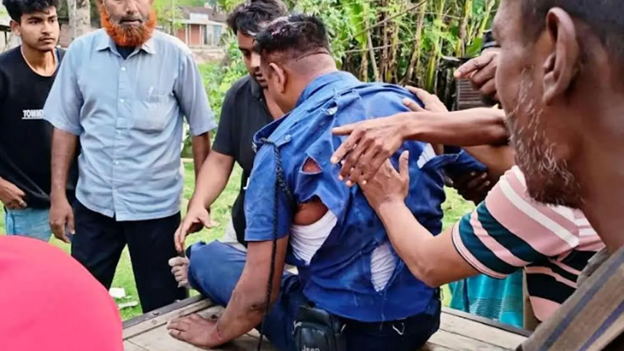চলন্ত ট্রেন থেকে ছিটকে পড়লেন এক পুলিশ সদস্য