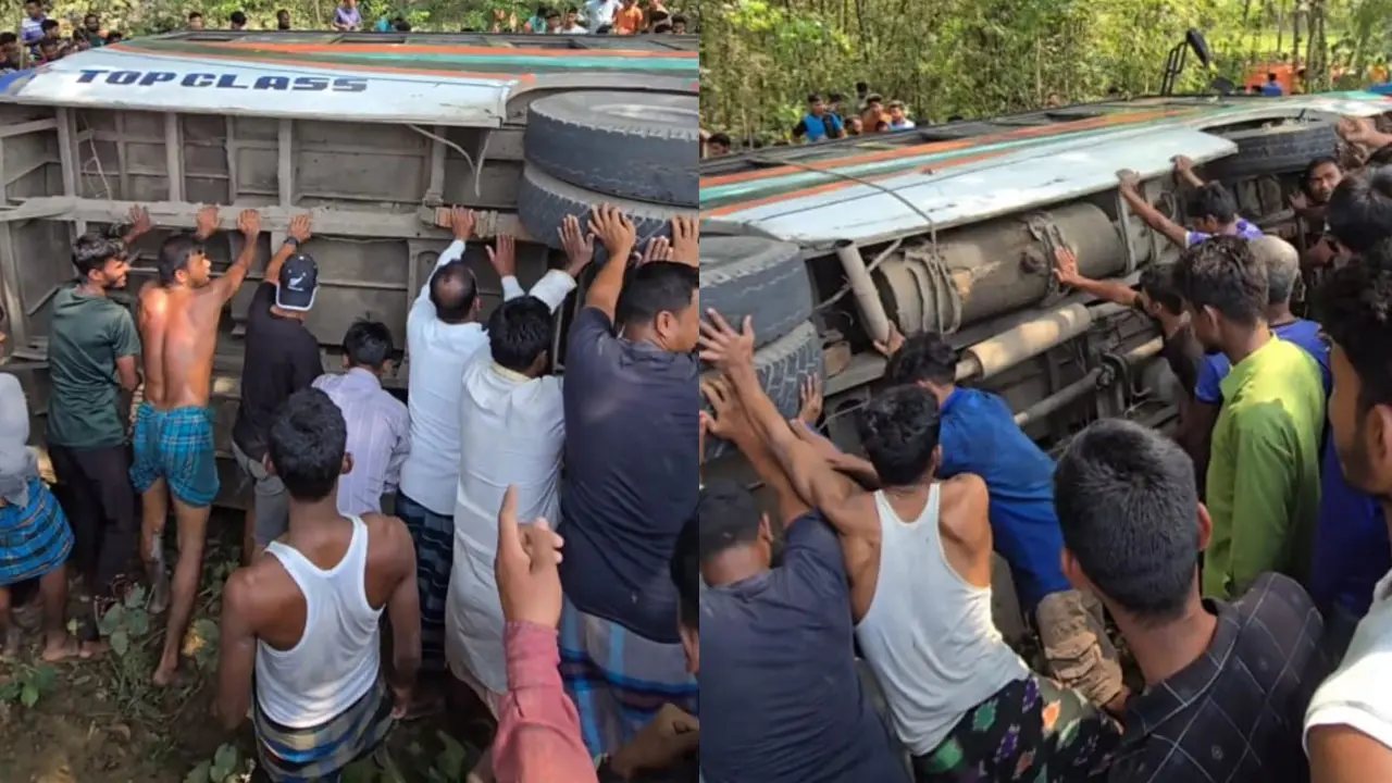 নিয়ন্ত্রণ হারিয়ে গাছের সঙ্গে ধাক্কা, উল্টে গেল যাত্রীবাহী বাস