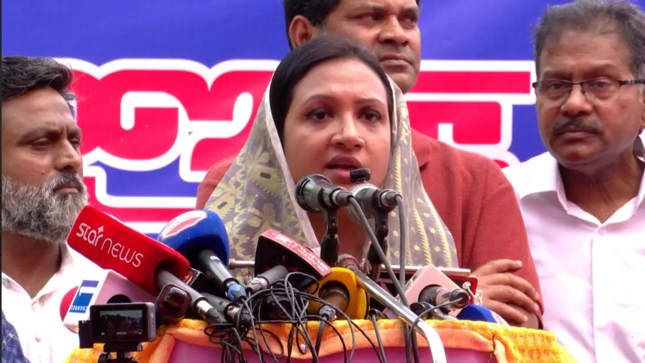 ‘শেকড় ভুলে গেলে ৫ আগস্ট বার বার ফিরে আসবে’