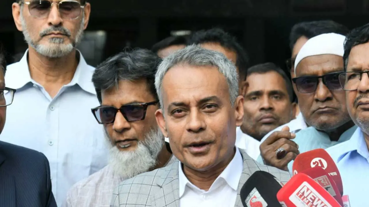 রাত থেকে গণপরিবহনে তেল নেওয়ার সীমাবদ্ধতা থাকছে না : সড়ক মন্ত্রী