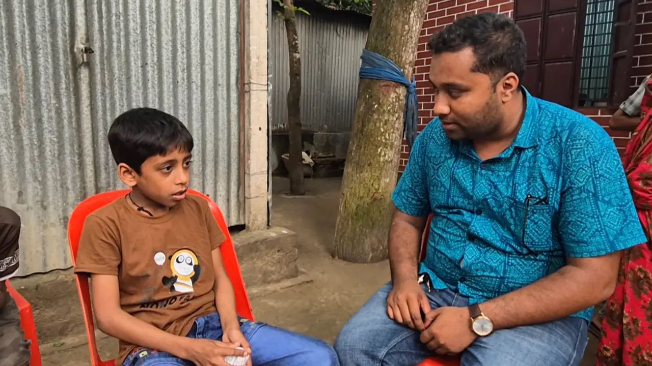 আলিফ বেঁচে ফিরলেও ফেরেননি তার মা