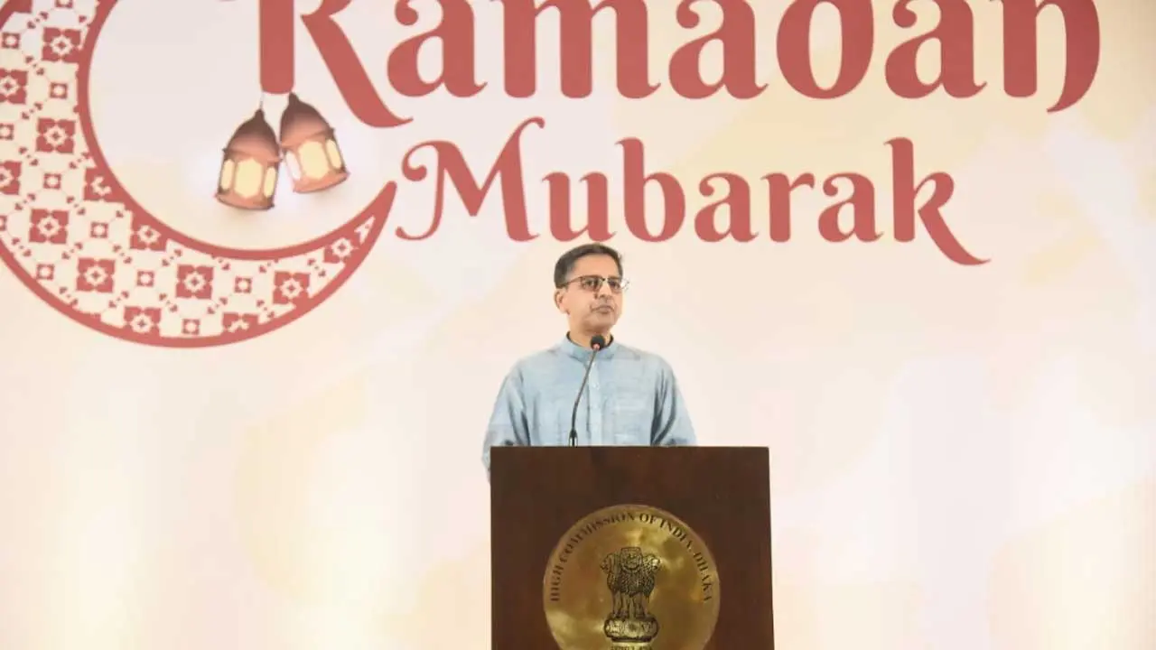 স্থিতিশীল বাংলাদেশ সমর্থন করে ভারত : প্রণয় ভার্মা