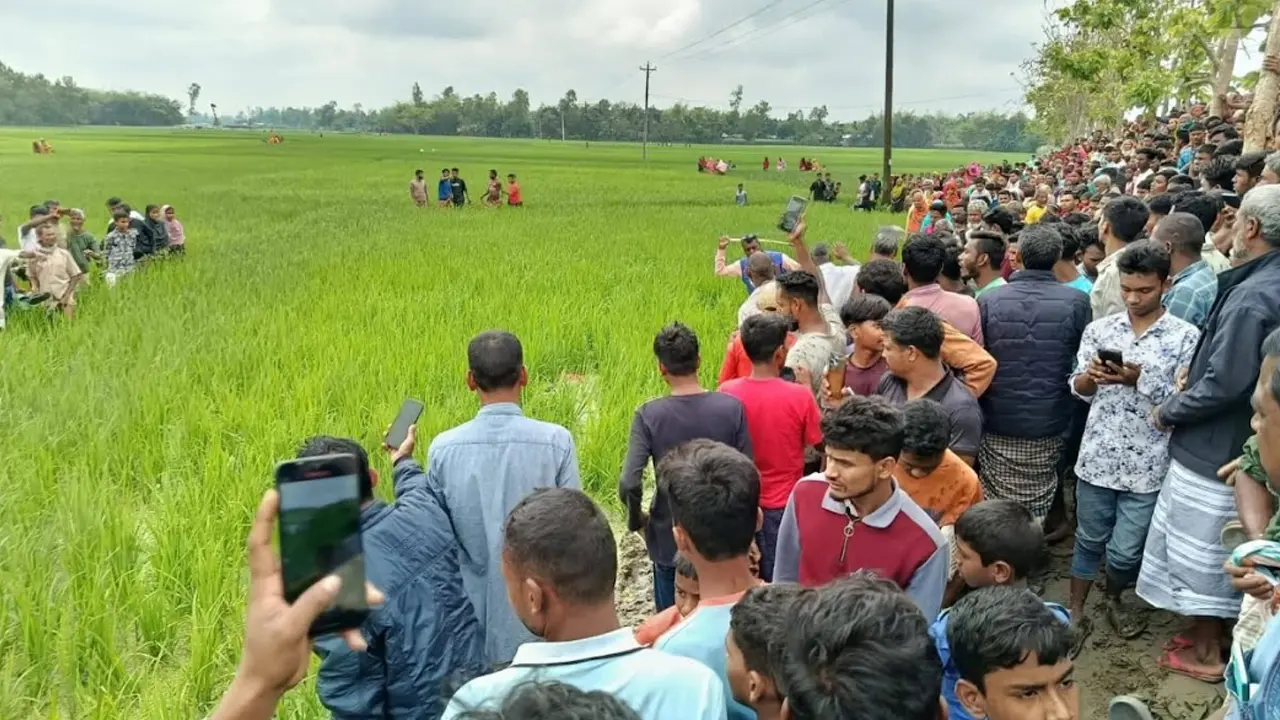 চালককে হত্যা করে অটোভ্যান ছিনতাই, ধান খেতে মিলল মরদেহ